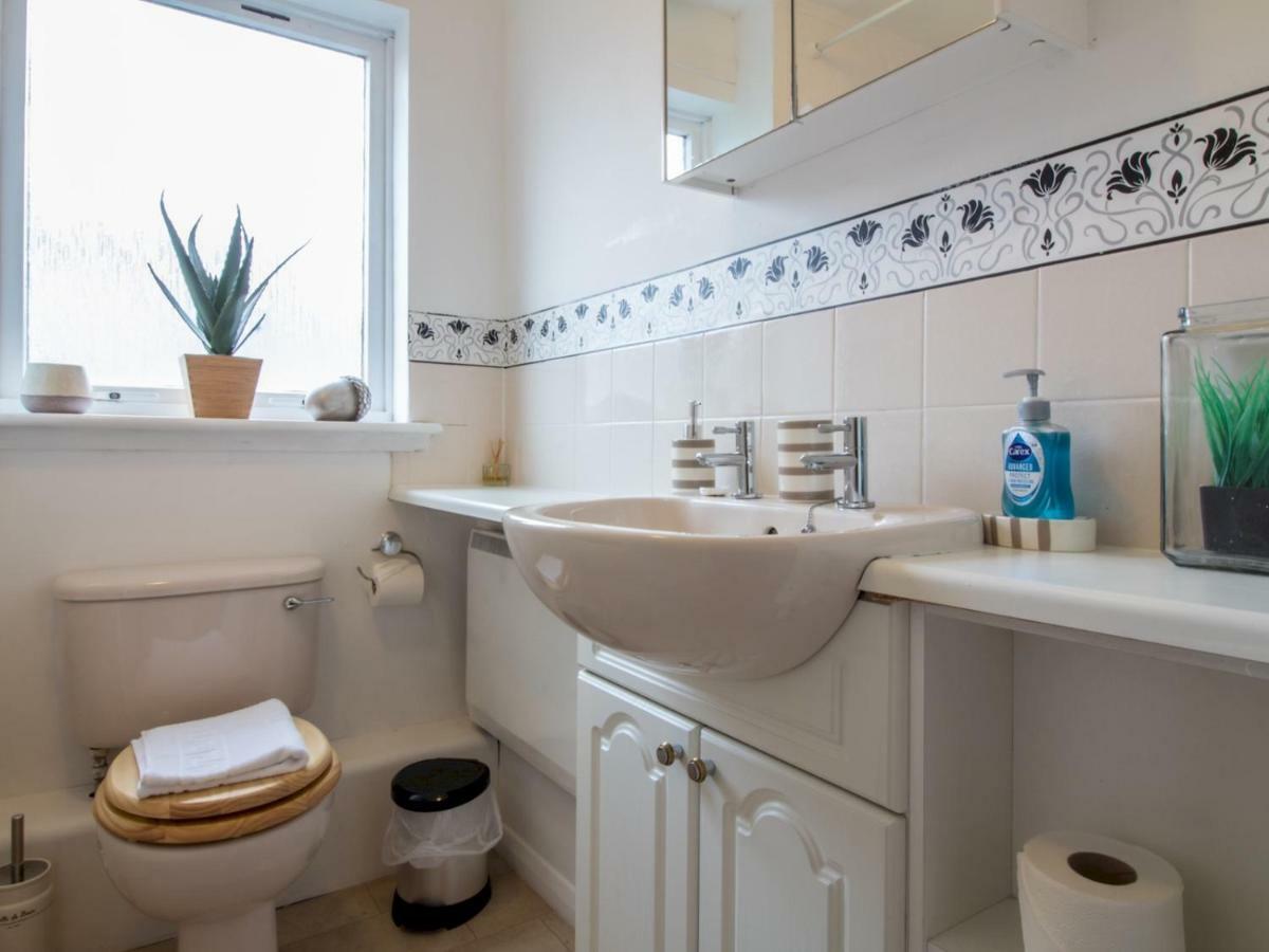 אדינבורו Bright & Tranquil Apartment Near City Centre With Free Parking! מראה חיצוני תמונה